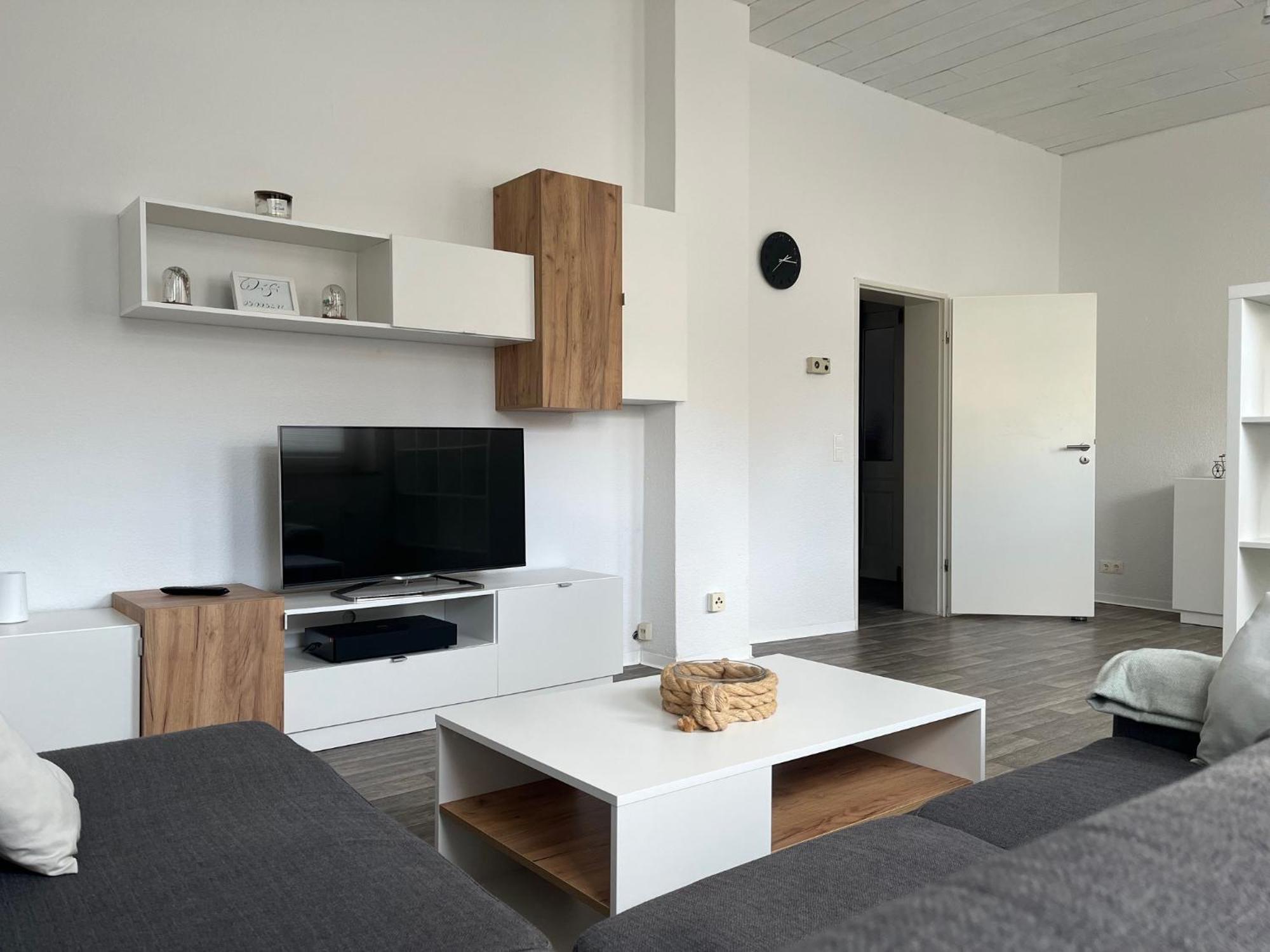 Frisch Renoviert - Ruhig Aber Dennoch Sehr Zentral Gelegen Apartamento Wilhelmshaven Exterior foto